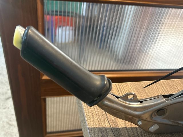 bontott OPEL ASTRA H Kézifék Kar