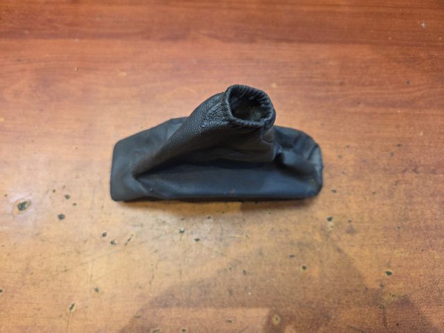 bontott OPEL ASTRA H Kézifék Szoknya