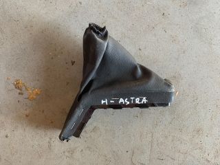 bontott OPEL ASTRA H Kézifék Szoknya