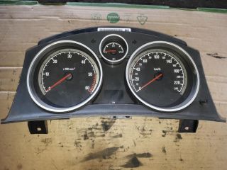 bontott OPEL ASTRA H Kilométeróra
