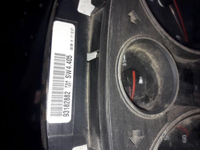 bontott OPEL ASTRA H Kilométeróra