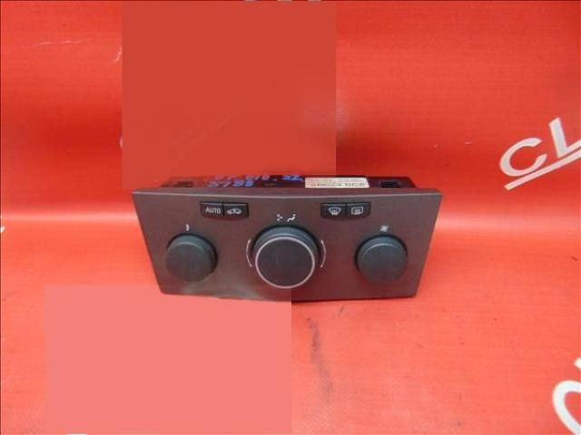 bontott OPEL ASTRA H Klíma Kapcsoló