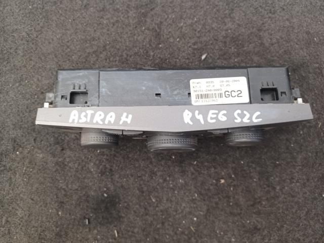 bontott OPEL ASTRA H Klíma Kapcsoló