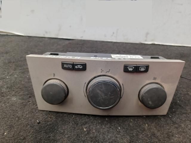 bontott OPEL ASTRA H Klíma Kapcsoló