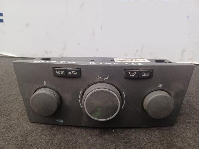 bontott OPEL ASTRA H Klíma Kapcsoló