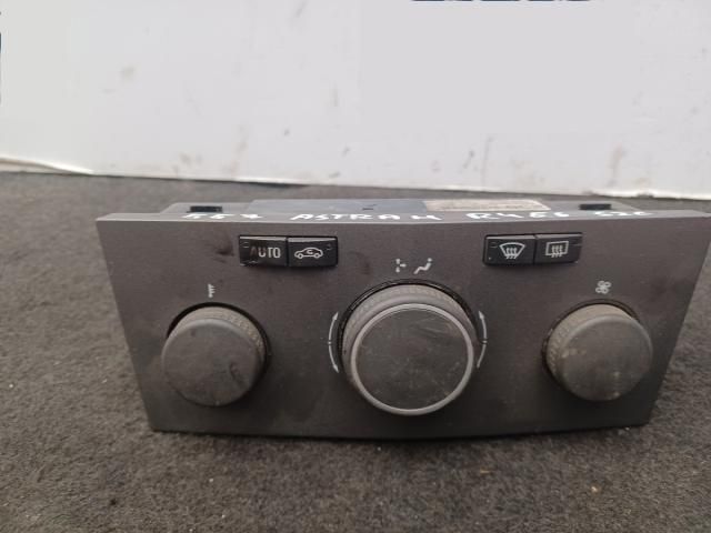 bontott OPEL ASTRA H Klíma Kapcsoló