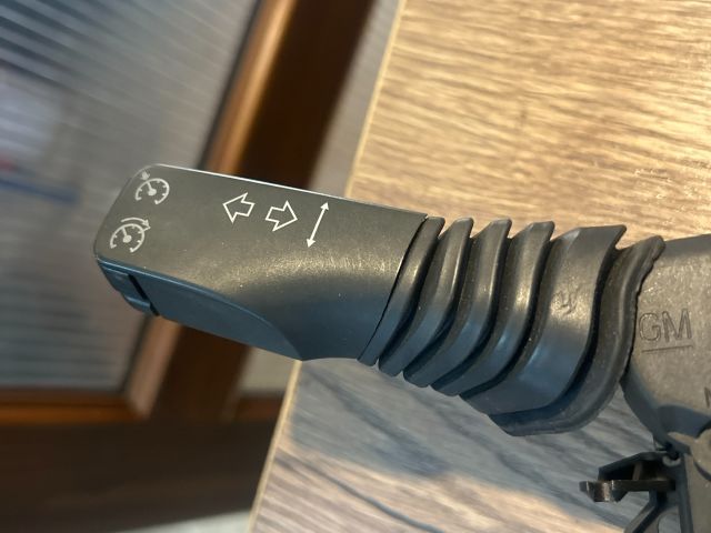 bontott OPEL ASTRA H Komplett Kormánykapcsoló (Bajuszkapcsoló)