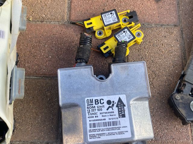 bontott OPEL ASTRA H Komplett Légzsák Szett