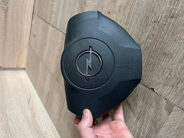 bontott OPEL ASTRA H Kormánylégzsák