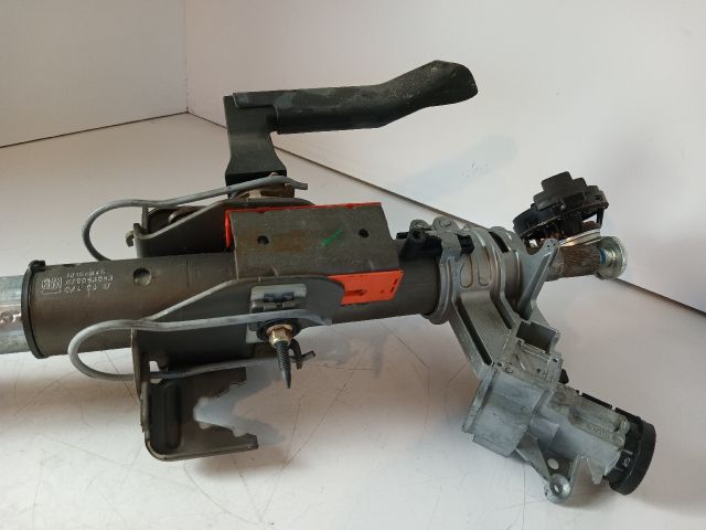 bontott OPEL ASTRA H Kormányoszlop