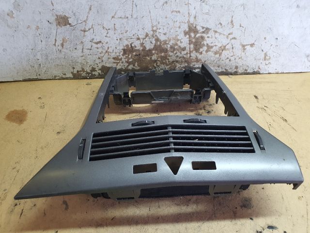 bontott OPEL ASTRA H Középkonzol Keret