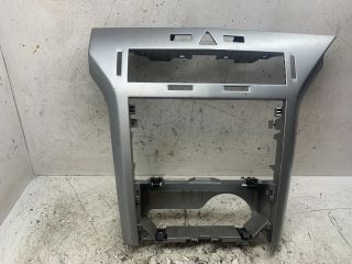 bontott OPEL ASTRA H Középkonzol Keret