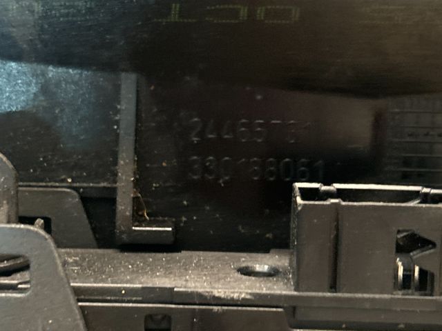 bontott OPEL ASTRA H Középkonzol Keret