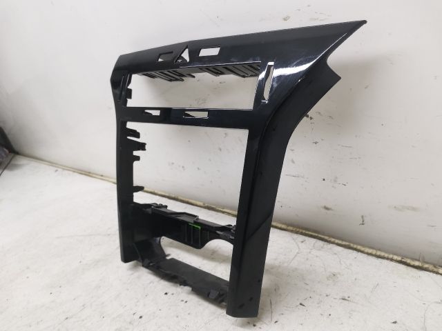 bontott OPEL ASTRA H Középkonzol Keret