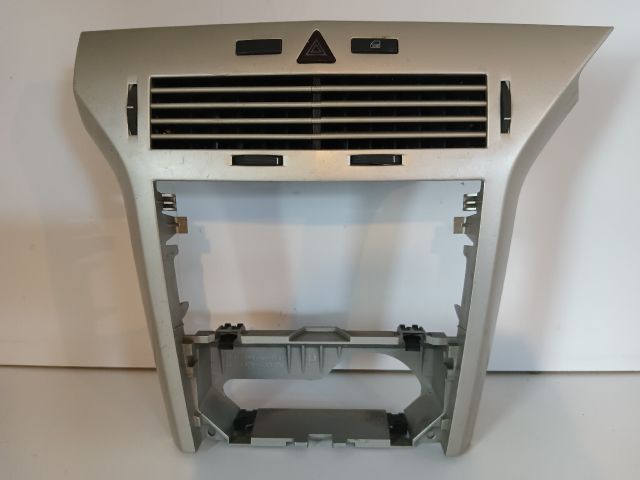 bontott OPEL ASTRA H Középkonzol Keret