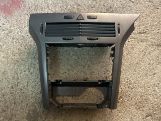 bontott OPEL ASTRA H Középkonzol Keret