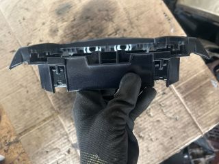 bontott OPEL ASTRA H Középkonzol Keret