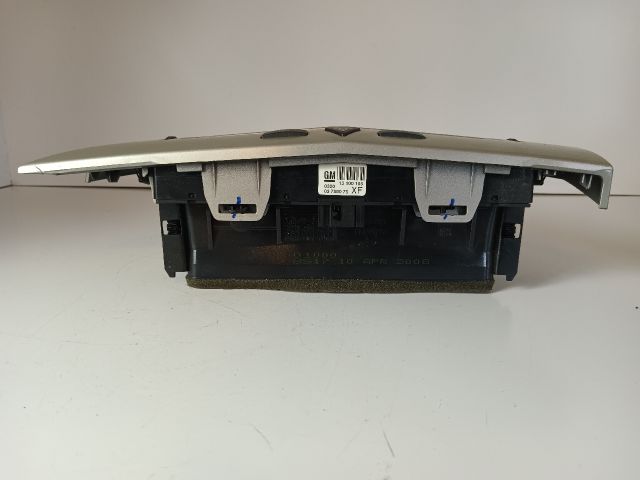 bontott OPEL ASTRA H Középkonzol Keret