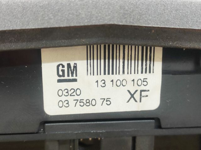 bontott OPEL ASTRA H Középkonzol Keret