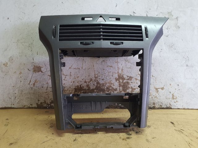 bontott OPEL ASTRA H Középkonzol Keret