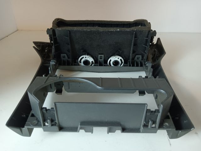 bontott OPEL ASTRA H Középkonzol Keret