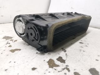 bontott OPEL ASTRA H Középső Szellőző