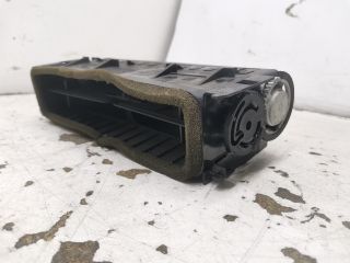 bontott OPEL ASTRA H Középső Szellőző