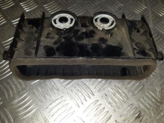 bontott OPEL ASTRA H Középső Szellőző