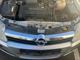 bontott OPEL ASTRA H Kürt