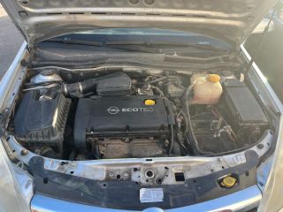 bontott OPEL ASTRA H Kürt