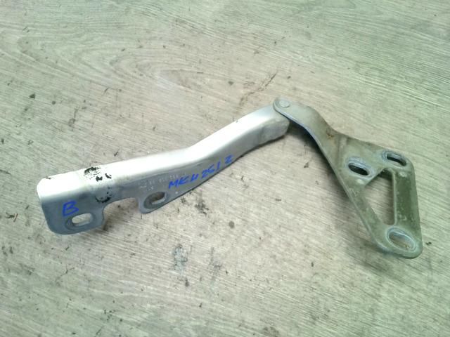 bontott OPEL ASTRA H Motorháztető Bal Zsanér