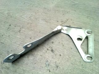 bontott OPEL ASTRA H Motorháztető Jobb Zsanér