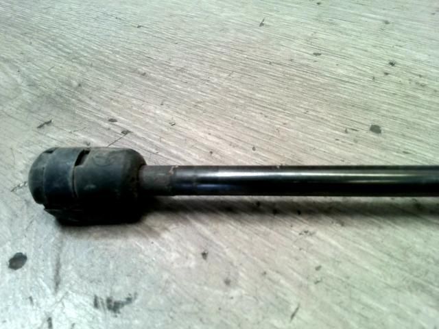 bontott OPEL ASTRA H Motorháztető Kitámasztó Rúd