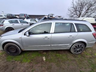 bontott OPEL ASTRA H Motorháztető Szigetelés