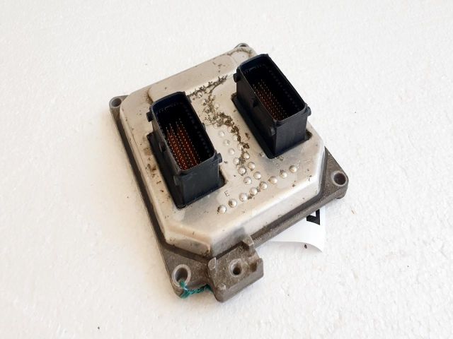 bontott OPEL ASTRA H Motorvezérlő