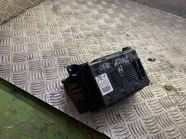 bontott OPEL ASTRA H Multifunkciós Kijelző