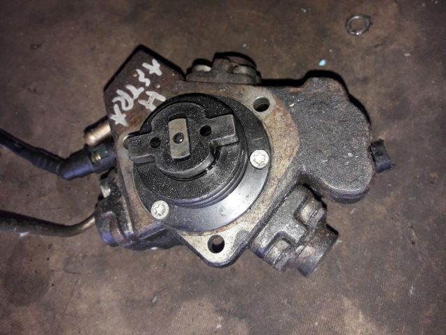 bontott OPEL ASTRA H Nagynyomású Szivattyú