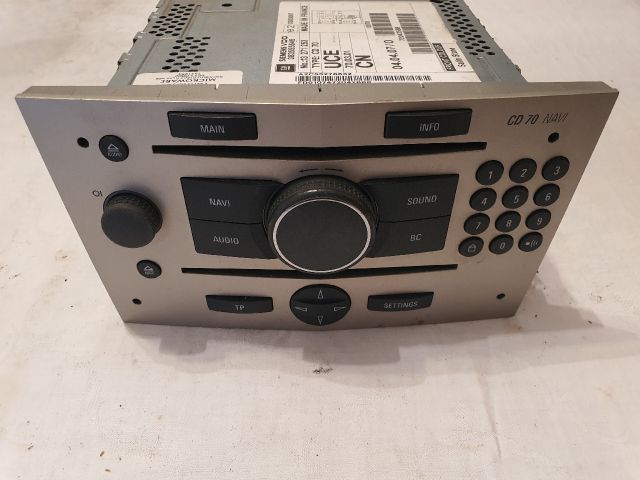 bontott OPEL ASTRA H Navigációs Fejegység