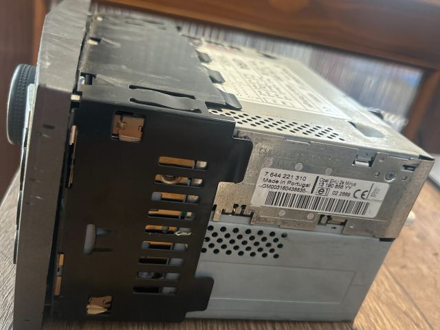 bontott OPEL ASTRA H Rádió / CD