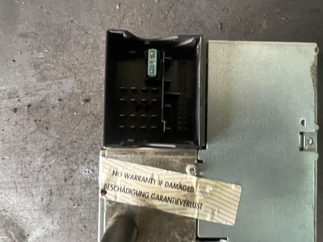 bontott OPEL ASTRA H Rádió / CD