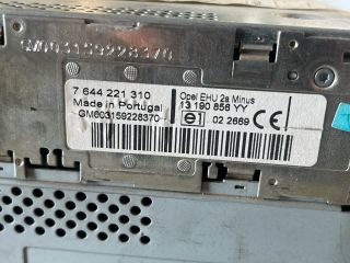 bontott OPEL ASTRA H Rádió / CD