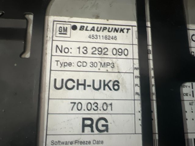 bontott OPEL ASTRA H Rádió / CD