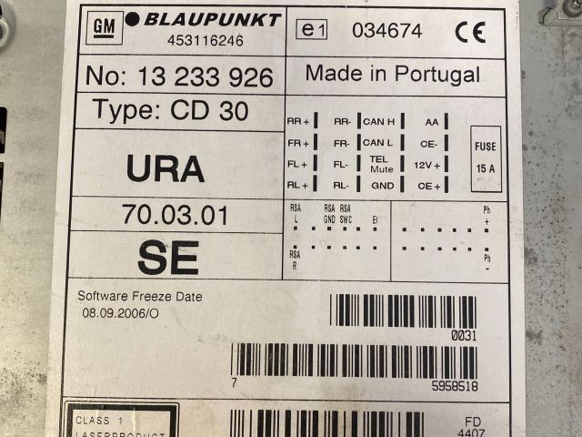 bontott OPEL ASTRA H Rádió / CD