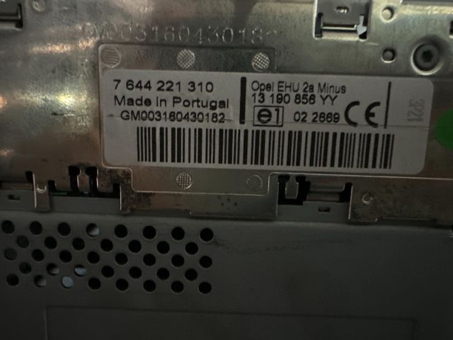 bontott OPEL ASTRA H Rádió / CD