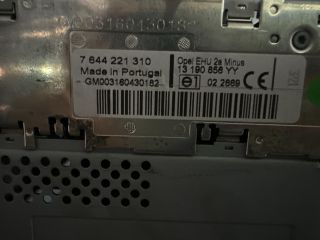 bontott OPEL ASTRA H Rádió / CD