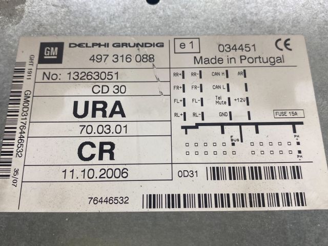 bontott OPEL ASTRA H Rádió / CD