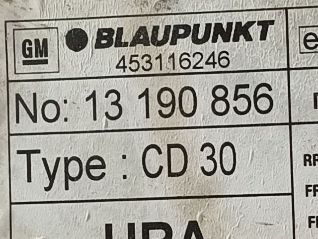 bontott OPEL ASTRA H Rádió / CD