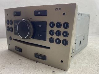 bontott OPEL ASTRA H Rádió / CD