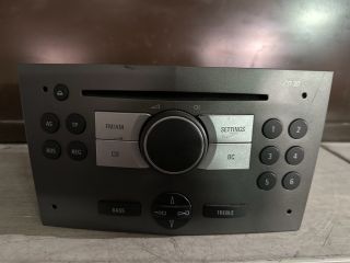 bontott OPEL ASTRA H Rádió / CD