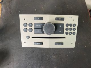 bontott OPEL ASTRA H Rádió / CD